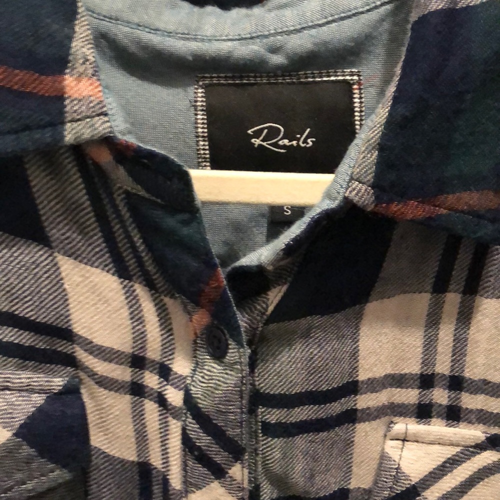 Rails Plaid Button-Front Long-Sleeve Shirt - Picture 3 of 5